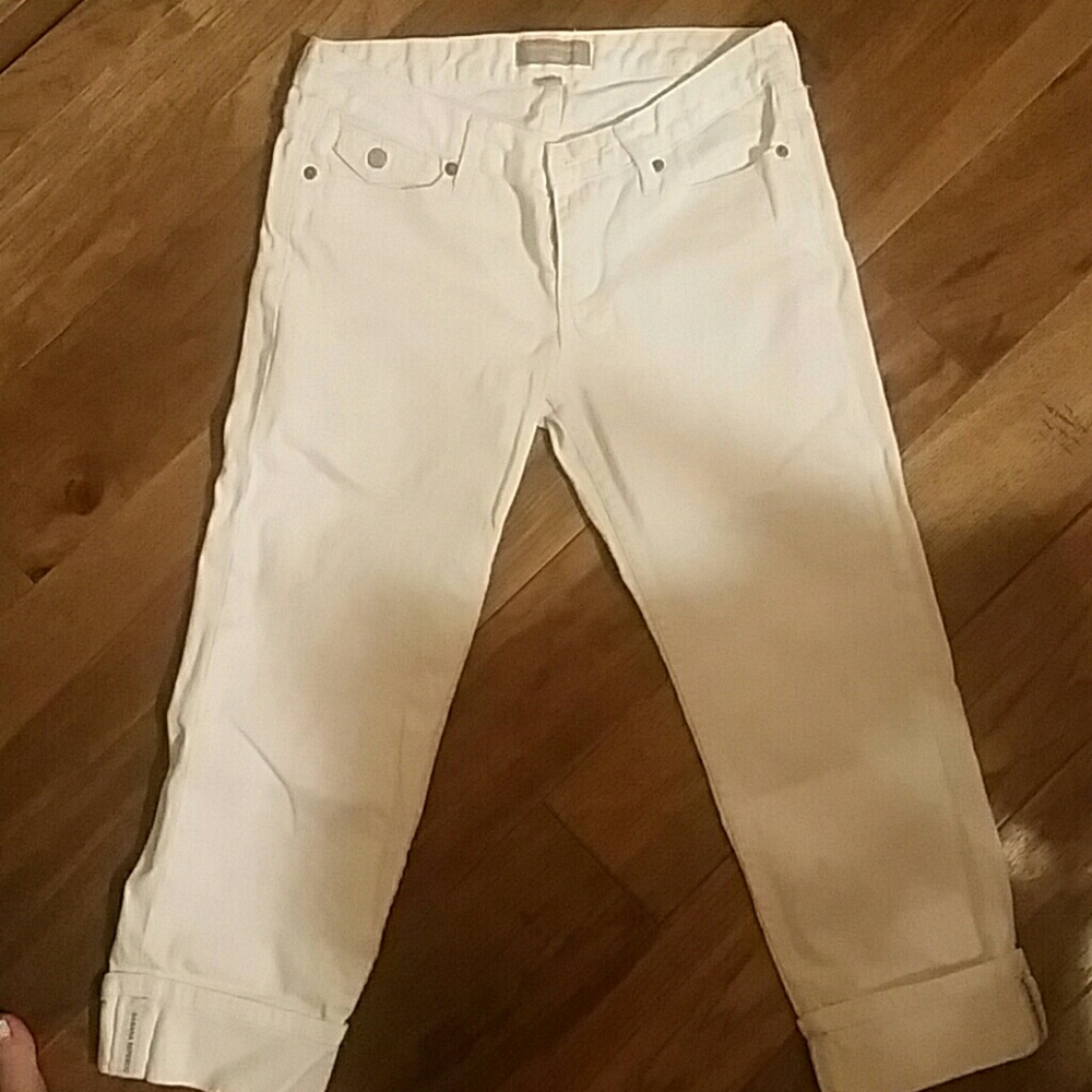 Womens Banana Republic Sz. 27/4 white jean capris